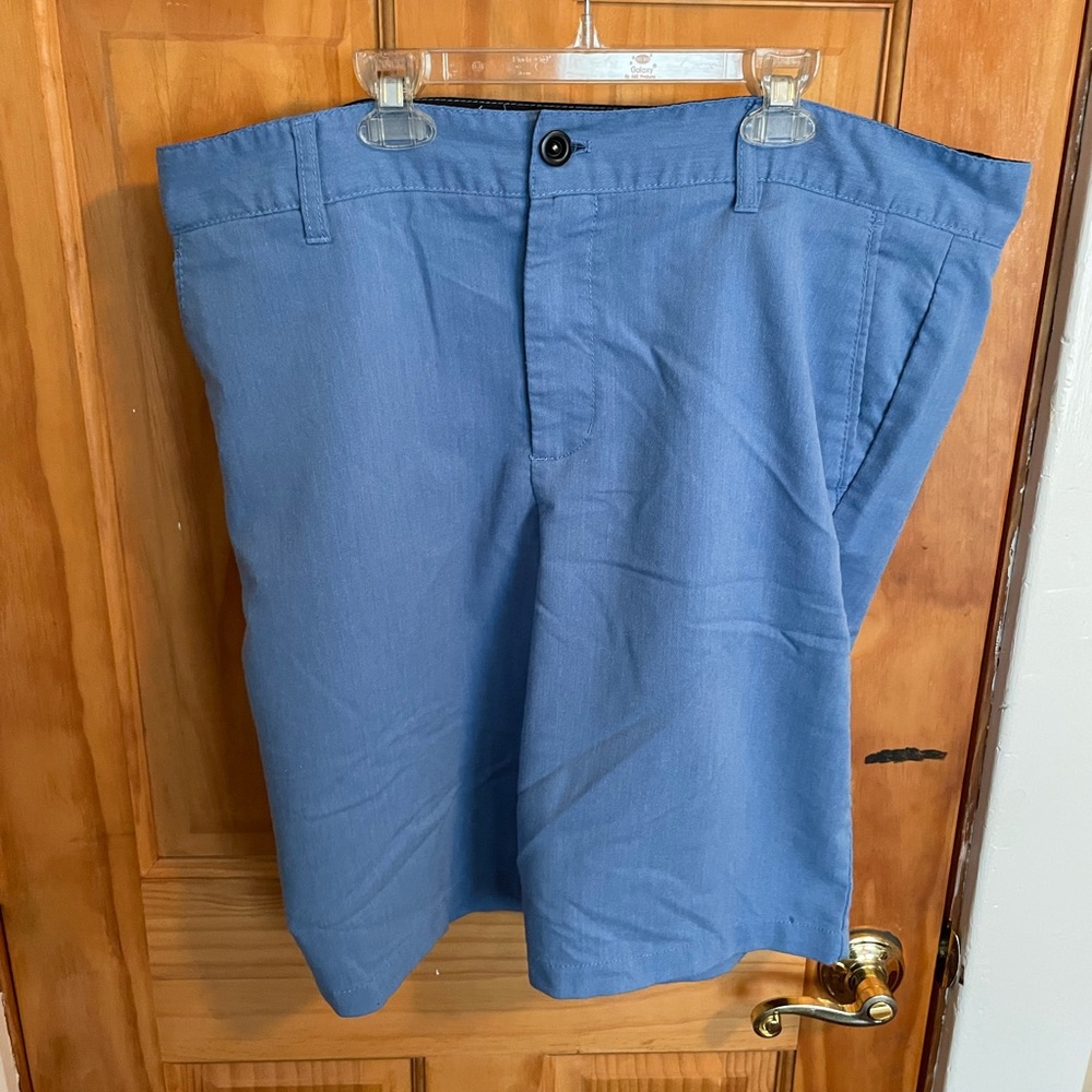 Faded glory golf shorts. Size 36